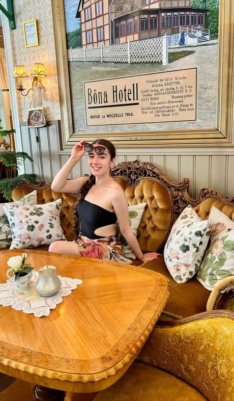 Miss Mikkaa hübsche xxx bilder