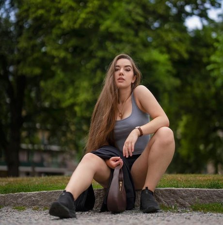 Miss Mikkaa pornostar schöne bild