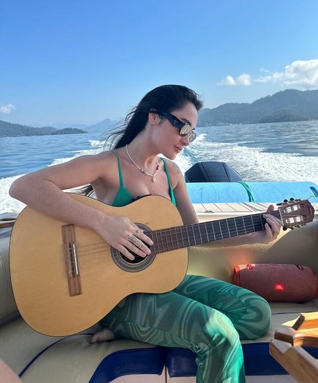 Gabi Melim model kunst fotos