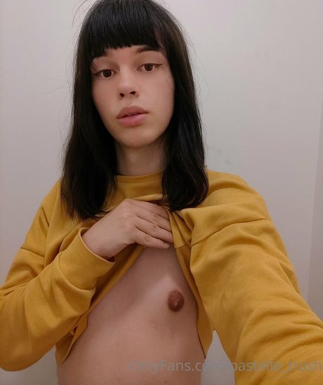 pastelle trash schauspielerin schöne archiv