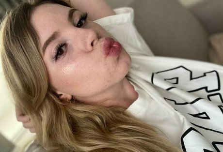 bunnykats schauspielerin nette bild