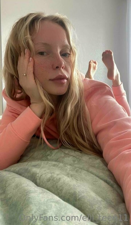 pretty elli erotische nackten fotos