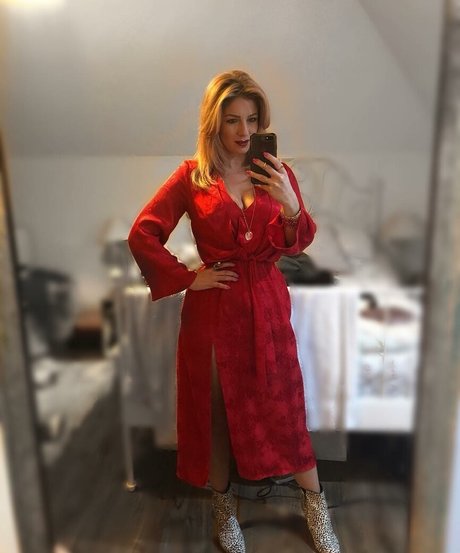 CiCi Coleman perfekte exklusive foto