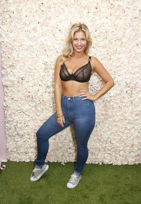 CiCi Coleman exklusive hübsche archiv