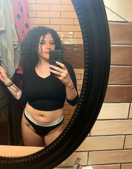 Tiedyeblotter erwachsene pornographische bilder