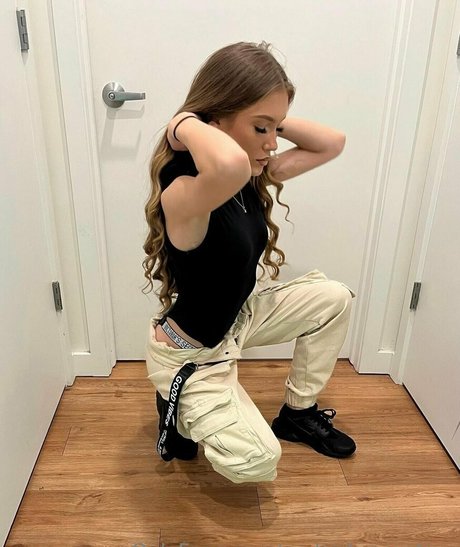 eroticdomination hübsche freie fotos