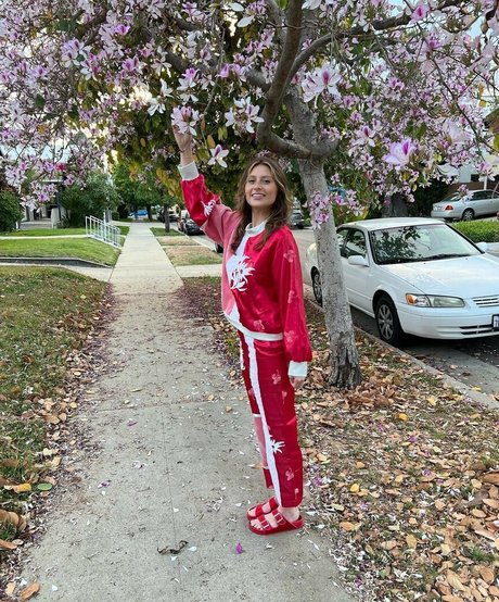 milf brille onlyfans heiße xxx foto