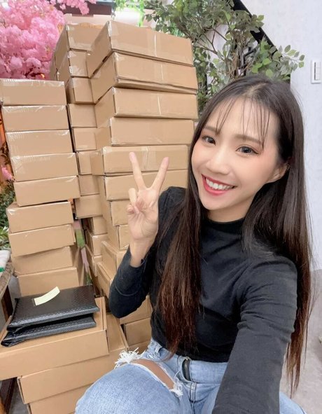 blonde teen onlyfans top beste bild