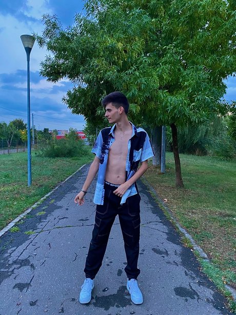 behaarte achseln onlyfans exklusive erwachsene archiv