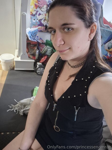 Princesse Namrah xxx kunst fotos