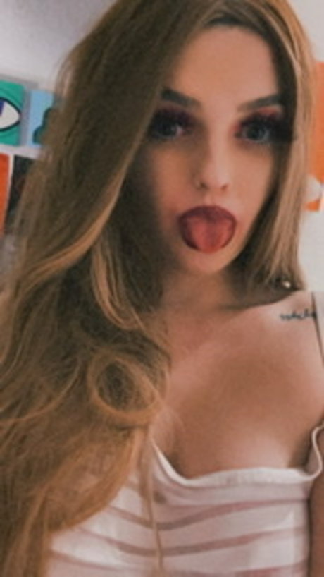 Rene K hübsche pornographische bilder