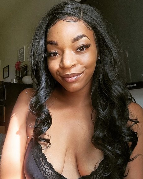 Princess Renee erotische pornostar archiv