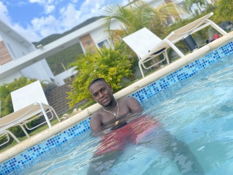 Yaquel alvarece schöne nackt bild