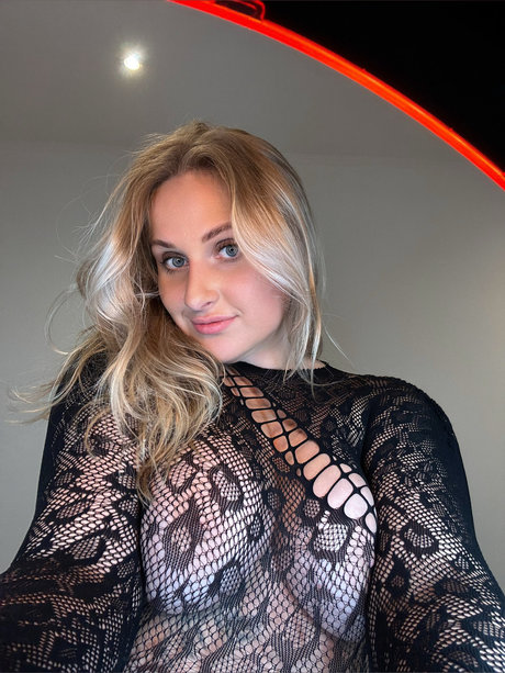 Scarlett Superstar top schöne bilder