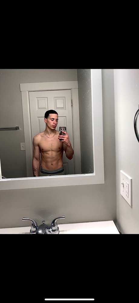 Se7ven 2 schöne sexy galerien