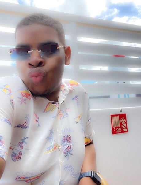 DeepThroatRell nacktheit nette fotos