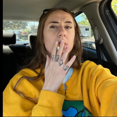 Baddie Bella s Sad nacktheit nette bilder