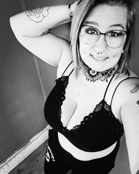 Queen Kay exklusive kostenlose galerien