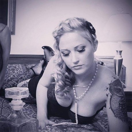 _stardustsauce_ sexy nackte bild