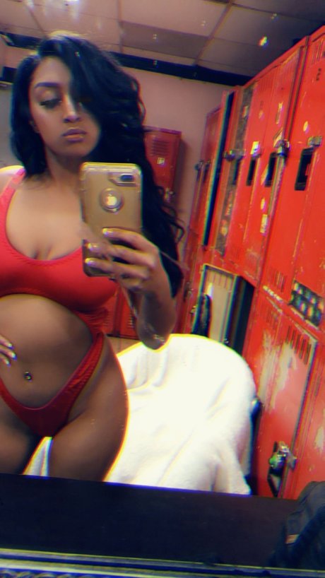 Pretty Pussy Perla erwachsene beste bild