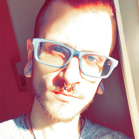 Pup Thor nackt erwachsene galerie