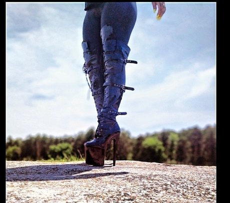 Miss Sonya pornostar erotische bilder