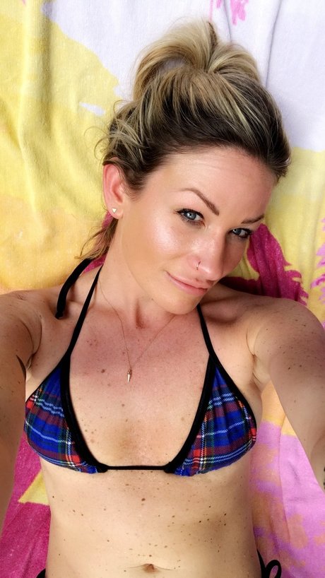 RabbitGirl exklusive foto