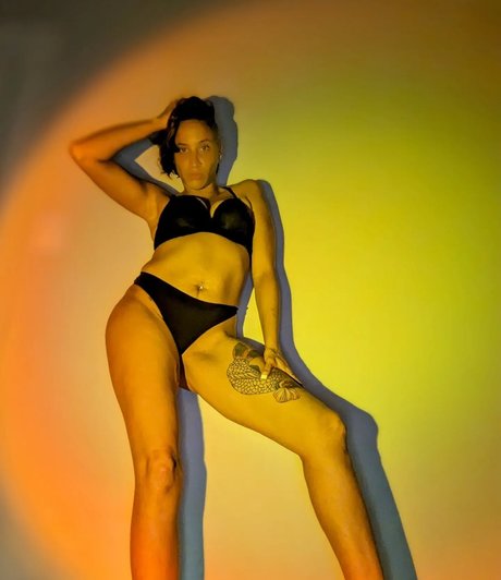 Doll Woods erwachsene nette fotos