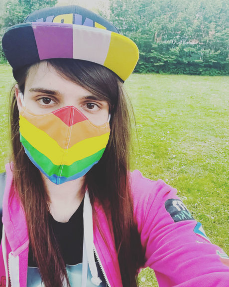 Queer Horny Incubus xxx heiße bilder