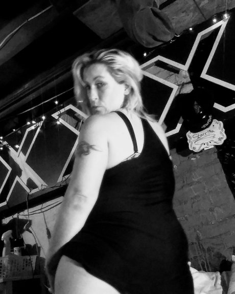 Queen Starrlita s Way freie akt bilder