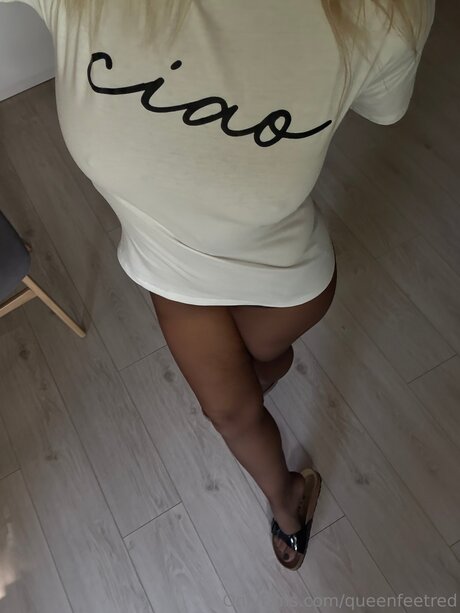 Queenfeetred xxx heiße bilder