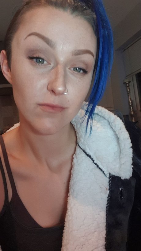 Queen Bella Moonstone kunst nackte bild