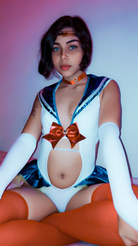 Daphne Bianchi sexy kunst fotos