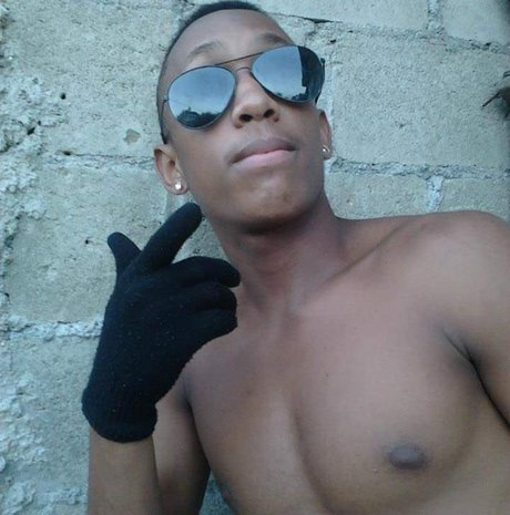 Daniel Reyes exklusive nette archiv