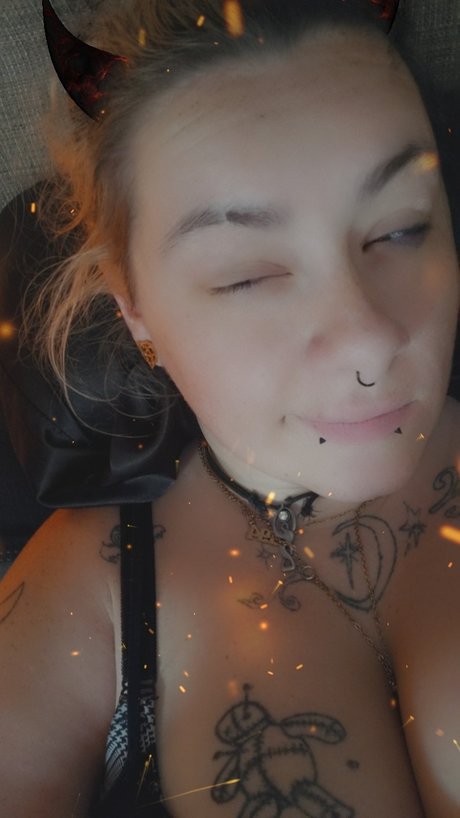 Raine moon xxx perfekte fotos