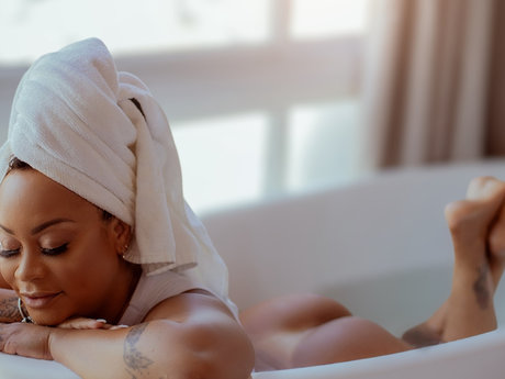 Raika Layfer sexy nackt bild