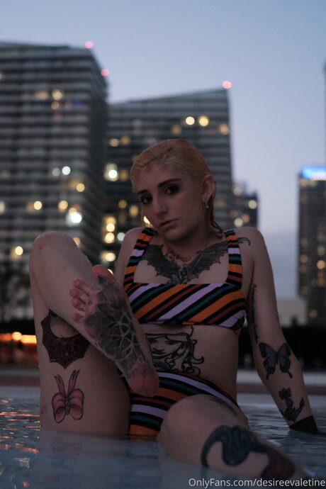 DollFaceDesy exklusive sex foto