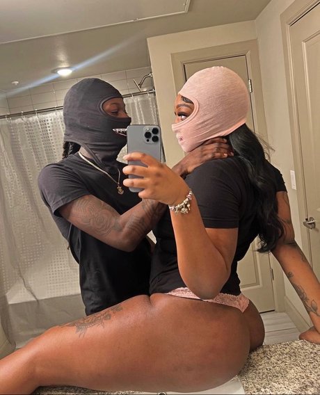 Money Miyaa_ kostenlose sex bild