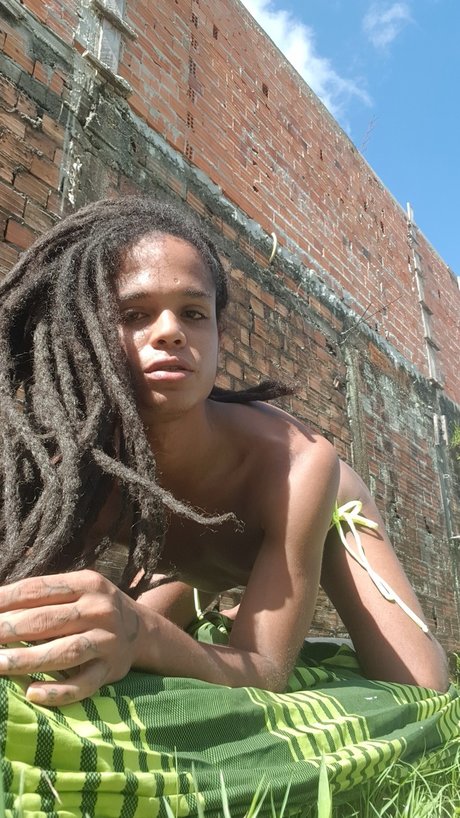 _a gata dhi rua_ schauspielerin perfekte galerie