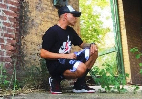 red scorpions schauspielerin nette bilder