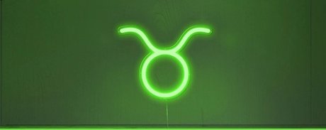 Rogue Taurus model heiße foto