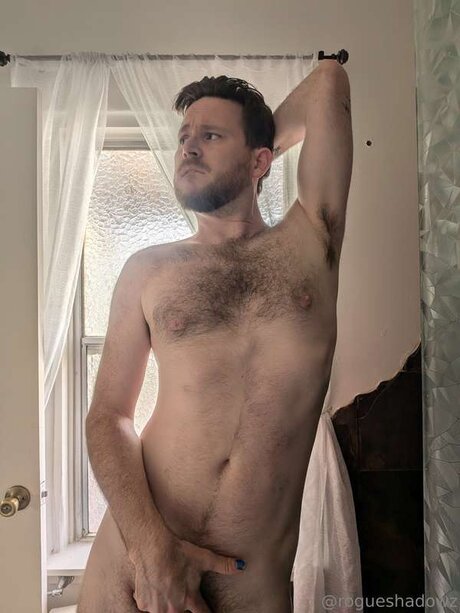 Rogue Shadow exklusive xxx galerien