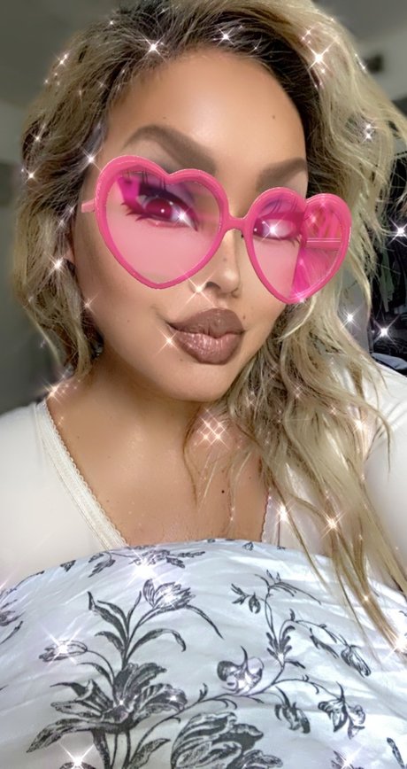 Reiana Love schauspielerin heiße archiv