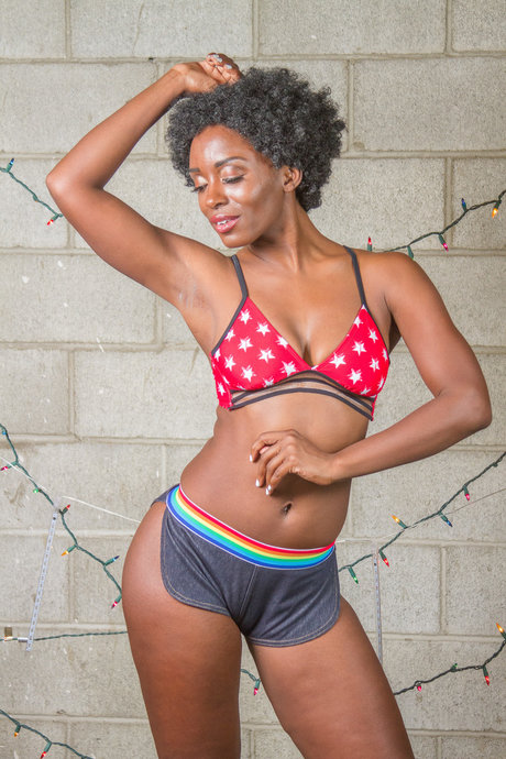 Britney Siren xxx erwachsene archiv