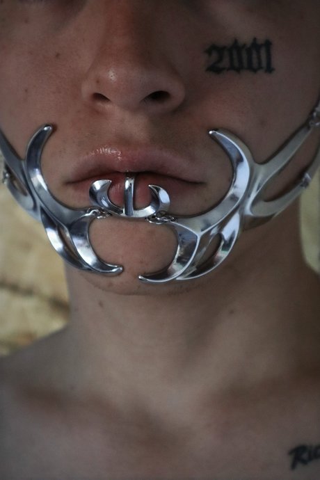 kurvige teen-onlyfans erotische nette galerie