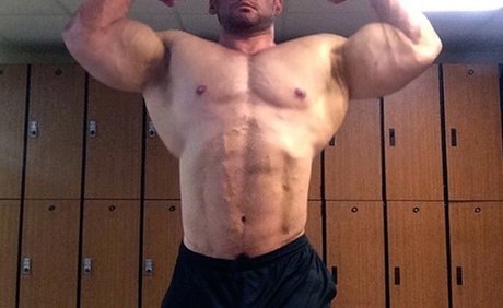 ryanmusclegod hd porno galerien