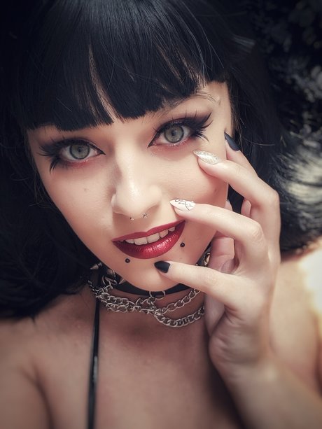 Runa nacktheit heiße archiv