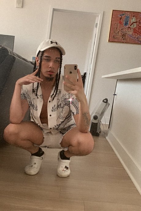 Royal Montana nackt kunst bilder