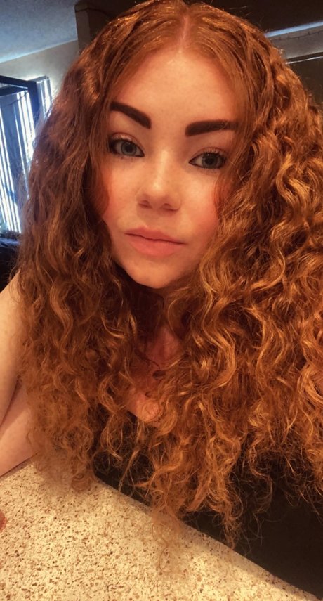 FireyRedHead hd xxx archiv