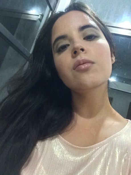 Rose Izel kunst xxx fotos